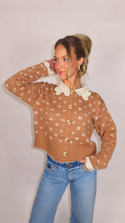 Sweetheart Collar Knit