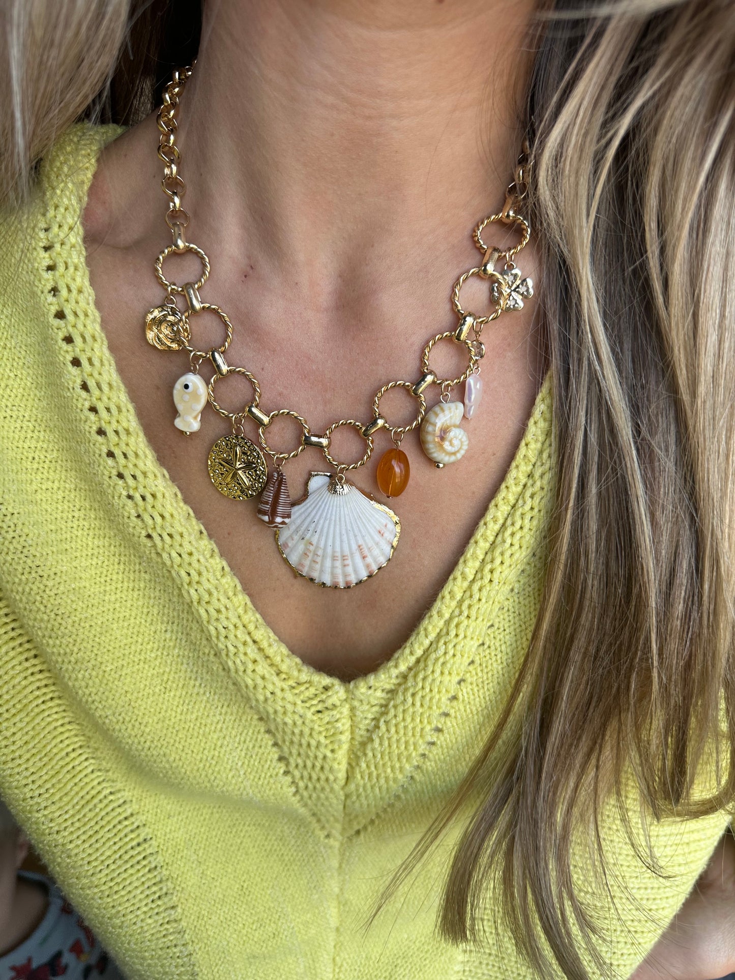 Big Shell & Multi Charm Necklace